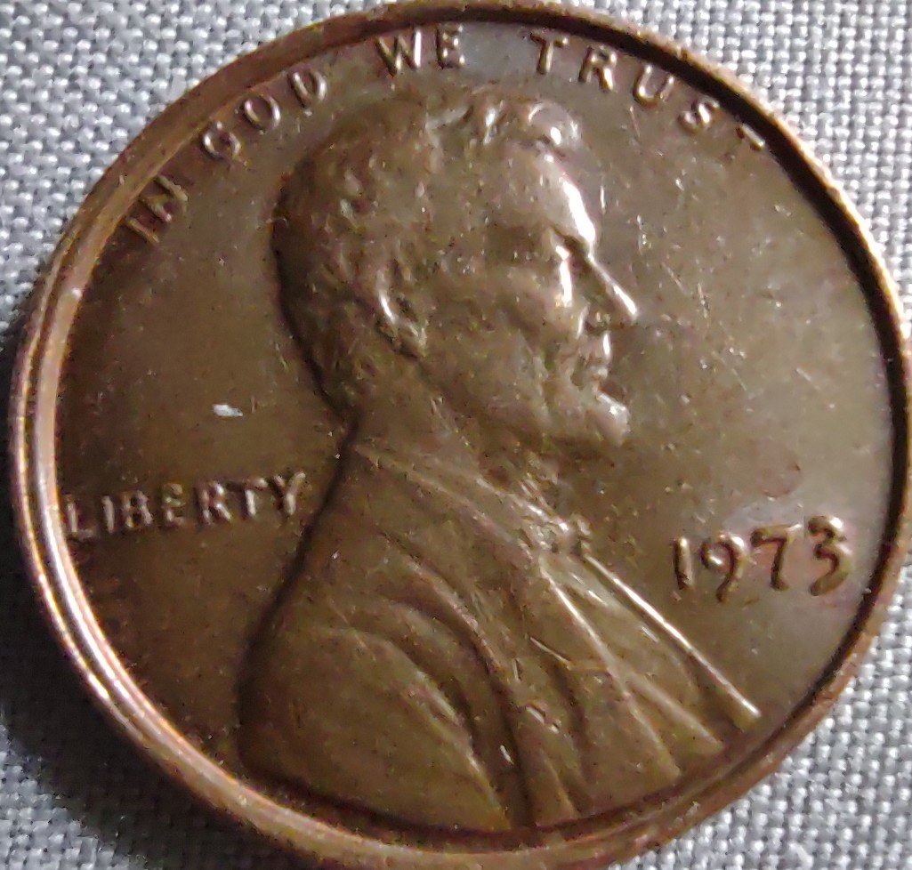 Curious-If-This-Is-An-Error-Of-Some-Kind-Of-If-It's-Been-Damaged-Or-Tampered-With-1973-Lincoln-Cent