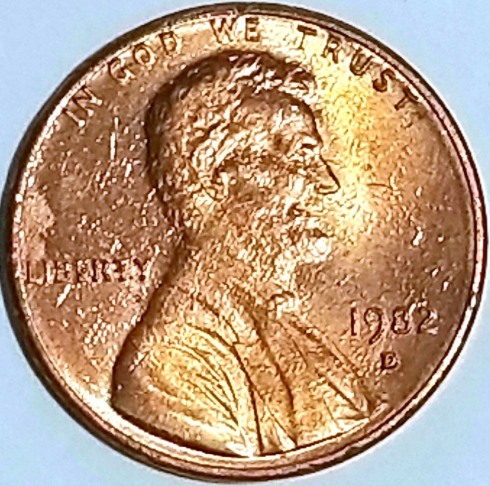 LMC-1982-D-Small-Date-Zinc-Cent-Help-Identifying!!