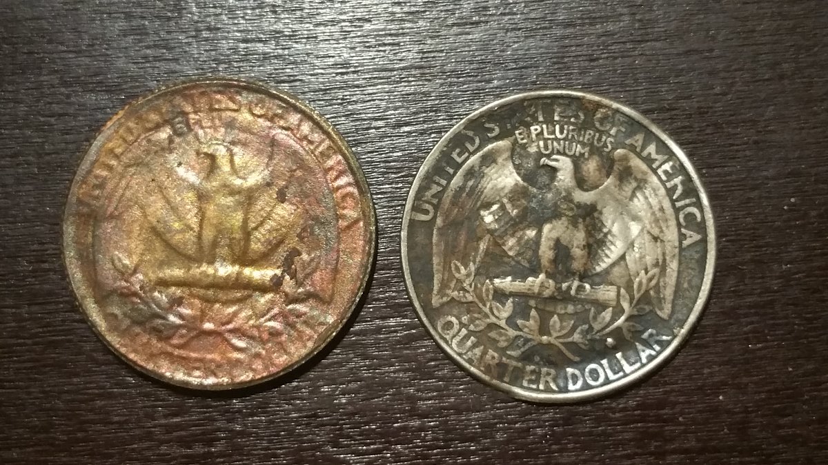 Heres-A-Cool-One..1977-Quarter..possible-Clam..reverse-Completly-Separated