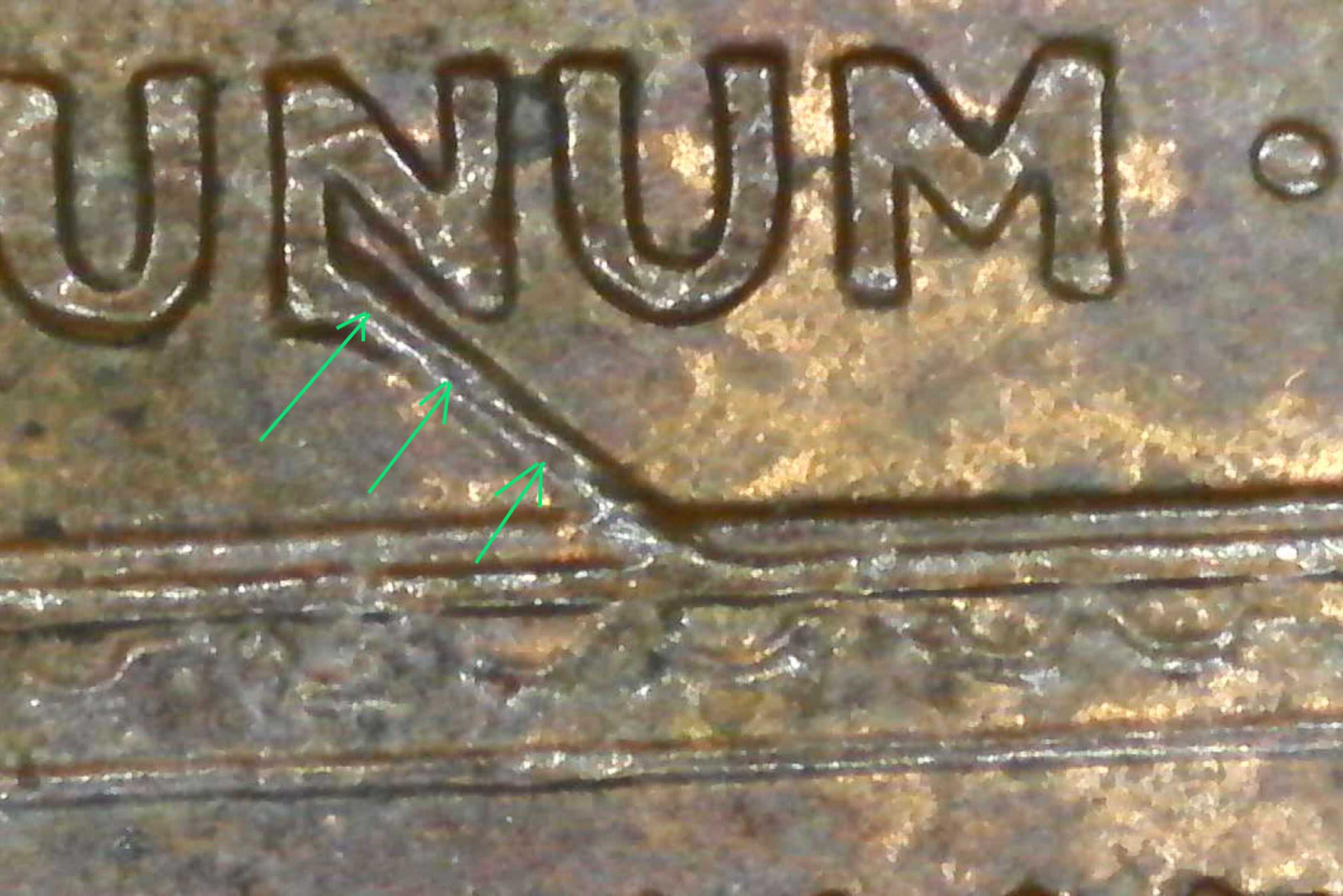 2004-D-LMC-Need-Help-Identifying-Die-Issue---Pronounced-Line-Connects-N-In-Unum-To-Roof