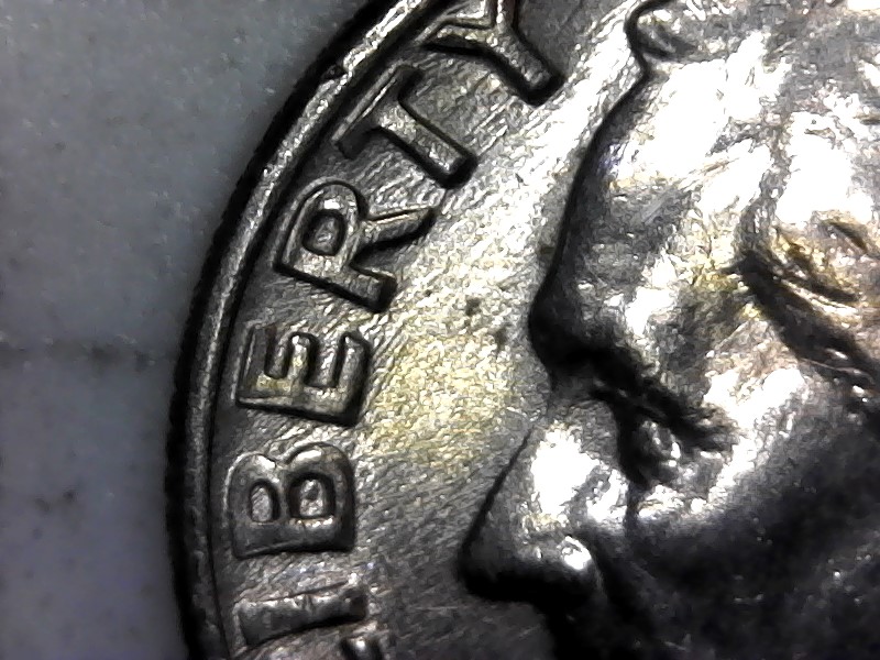 Dime-Time-For-Meow,-Odd-Shapes-In-Roosevelt.