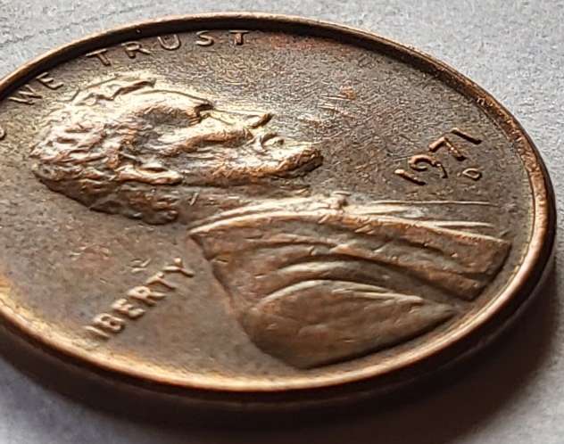 1971-D-Penny-With-Odd-Marks