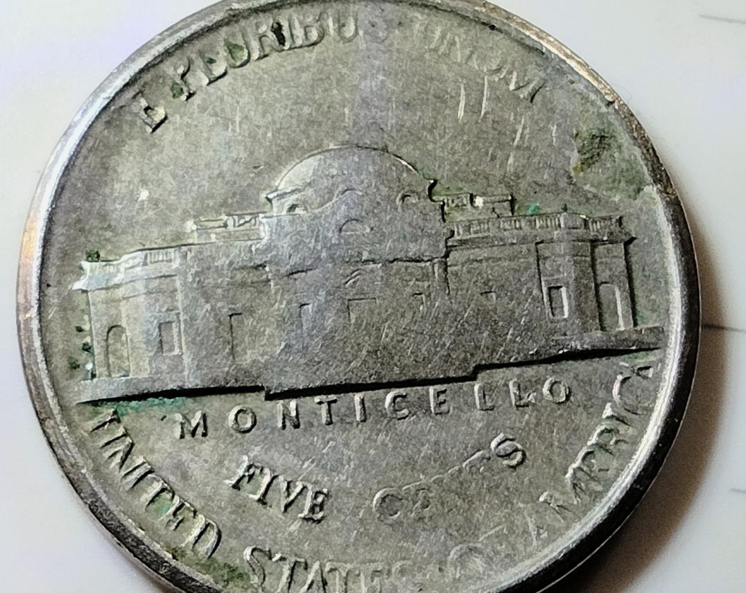Anyone-See-This-On-The-Jefferson-Nickels?