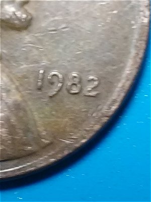 1982-No-Mint-Mark-Small-Date-Penny,-I-Think!!