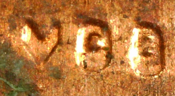 2010-P-With-Very-Thick-VDB-Initials.