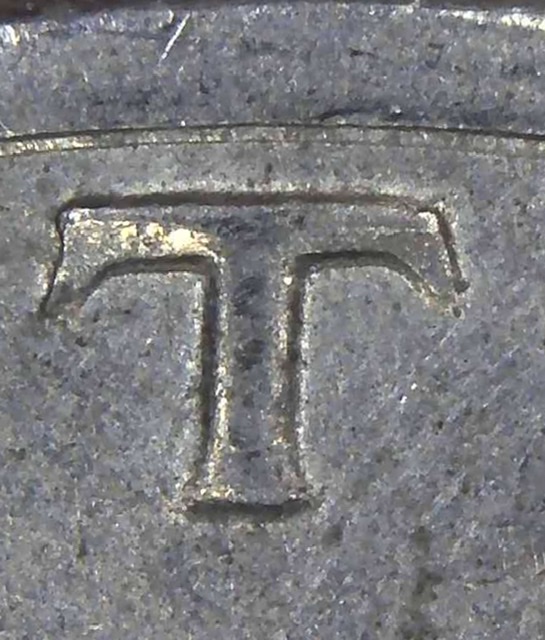 1971-D-Kennedy-Half---Looks-Like-FS-102