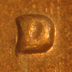 Does-This-1978-D-Mint-Mark-Look-Like-Coppercoins--1978-D-1MM-001?