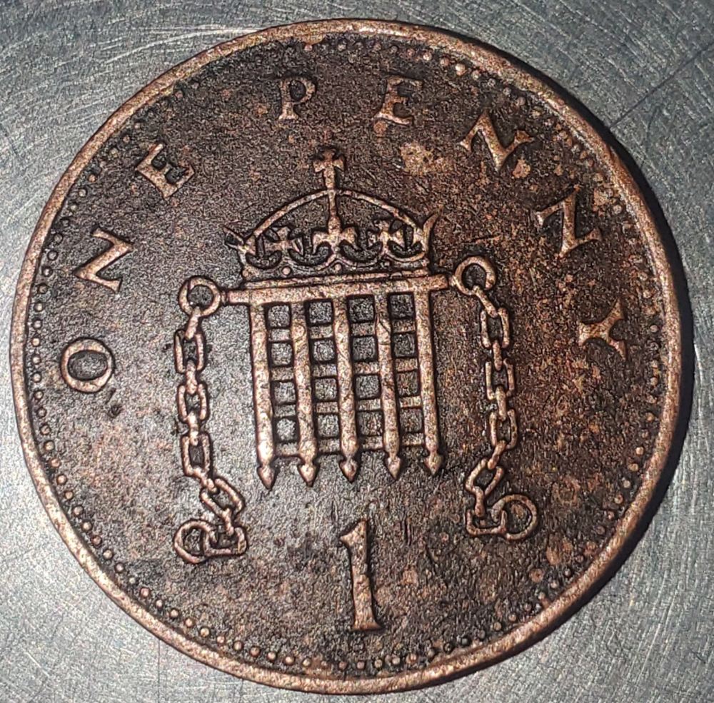 Canadian-1984-Penny,-Not-Cent-With-Weird-Back?-Misprint.-Double-Sided-Misprint.-Or-What?