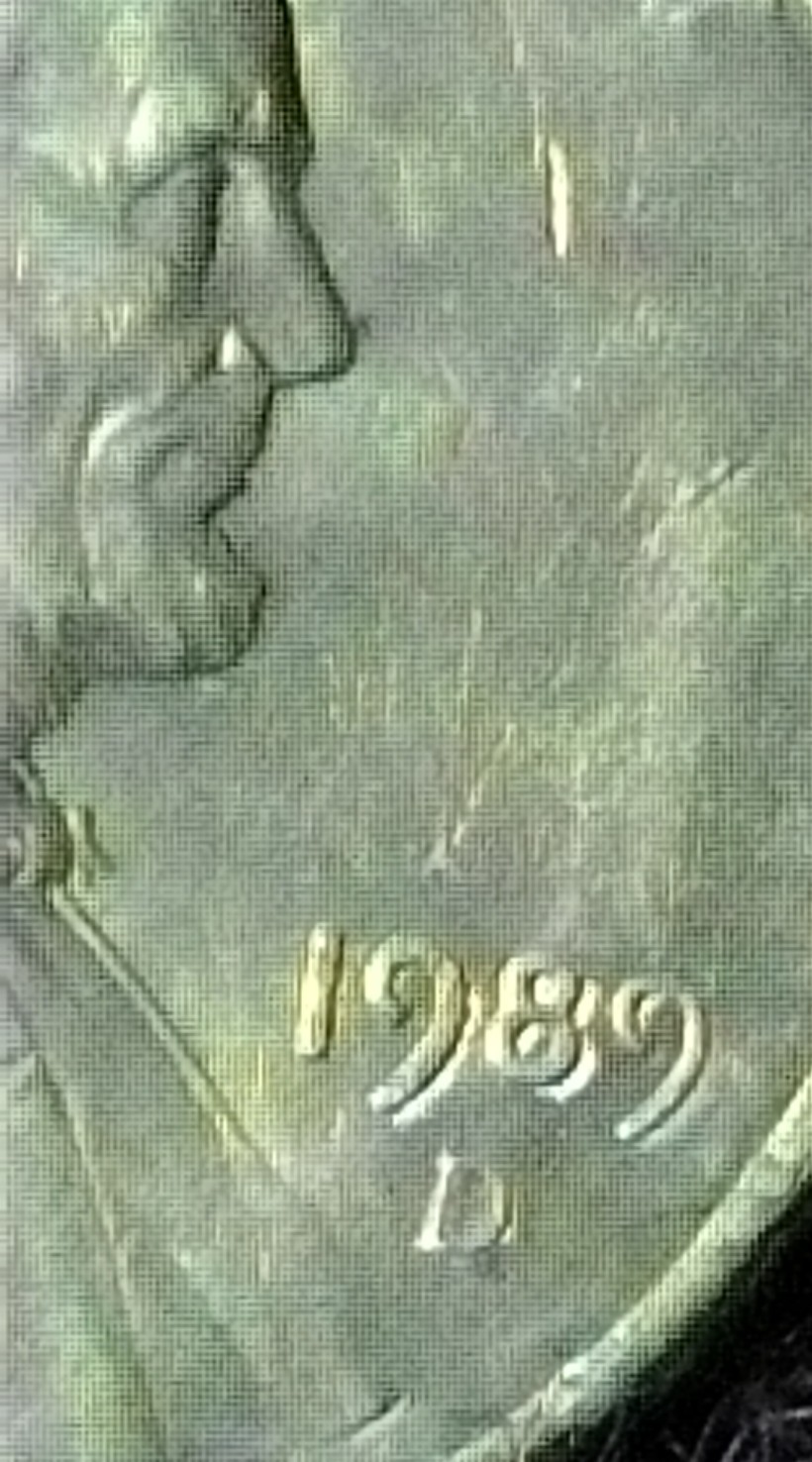 1989-D-LMC-DDO-,-What-Is-Going-On-With-His-Nose?