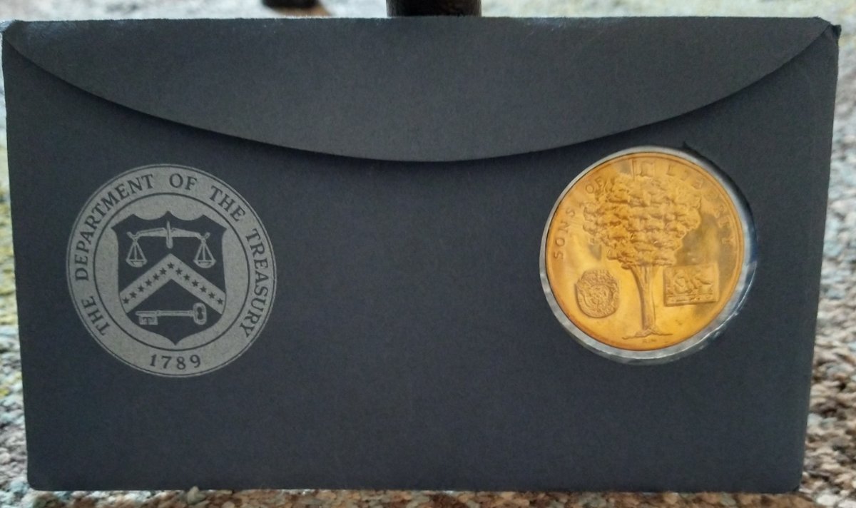 1972-American-Revolution-Bicentennial-Commemorative-Medal