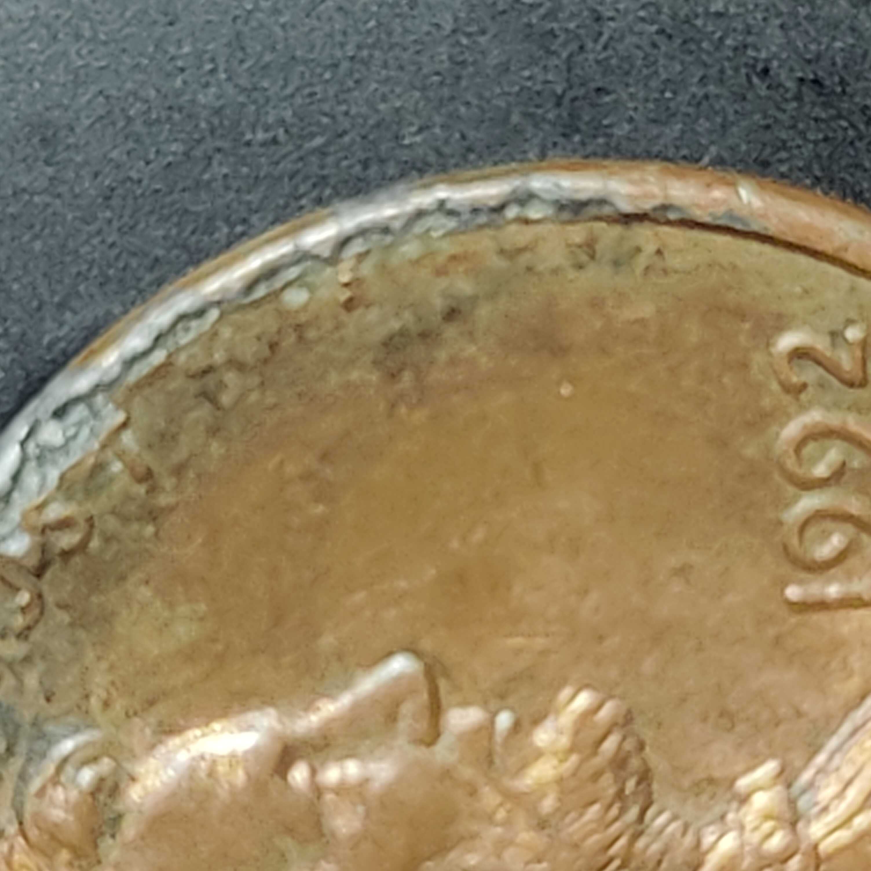 Hmm-1992-Penny-With-Cuds-And-Who-Knows-What-Else-Is-Goin-On-With-This-Bad-Boy.