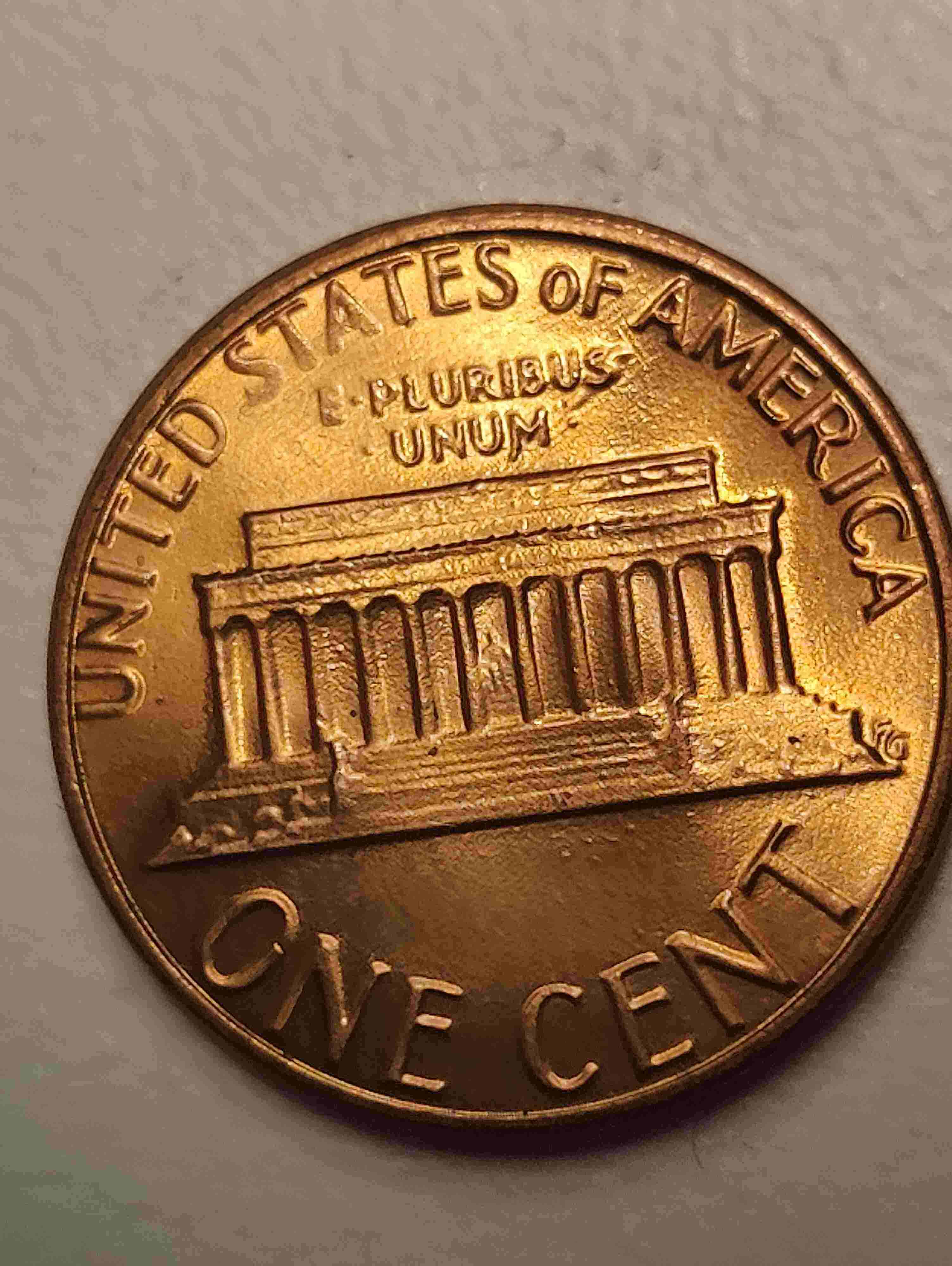 1982-Copper-LD-Is-This-An-Double-Die-Reverse.-I-See-Two-S's