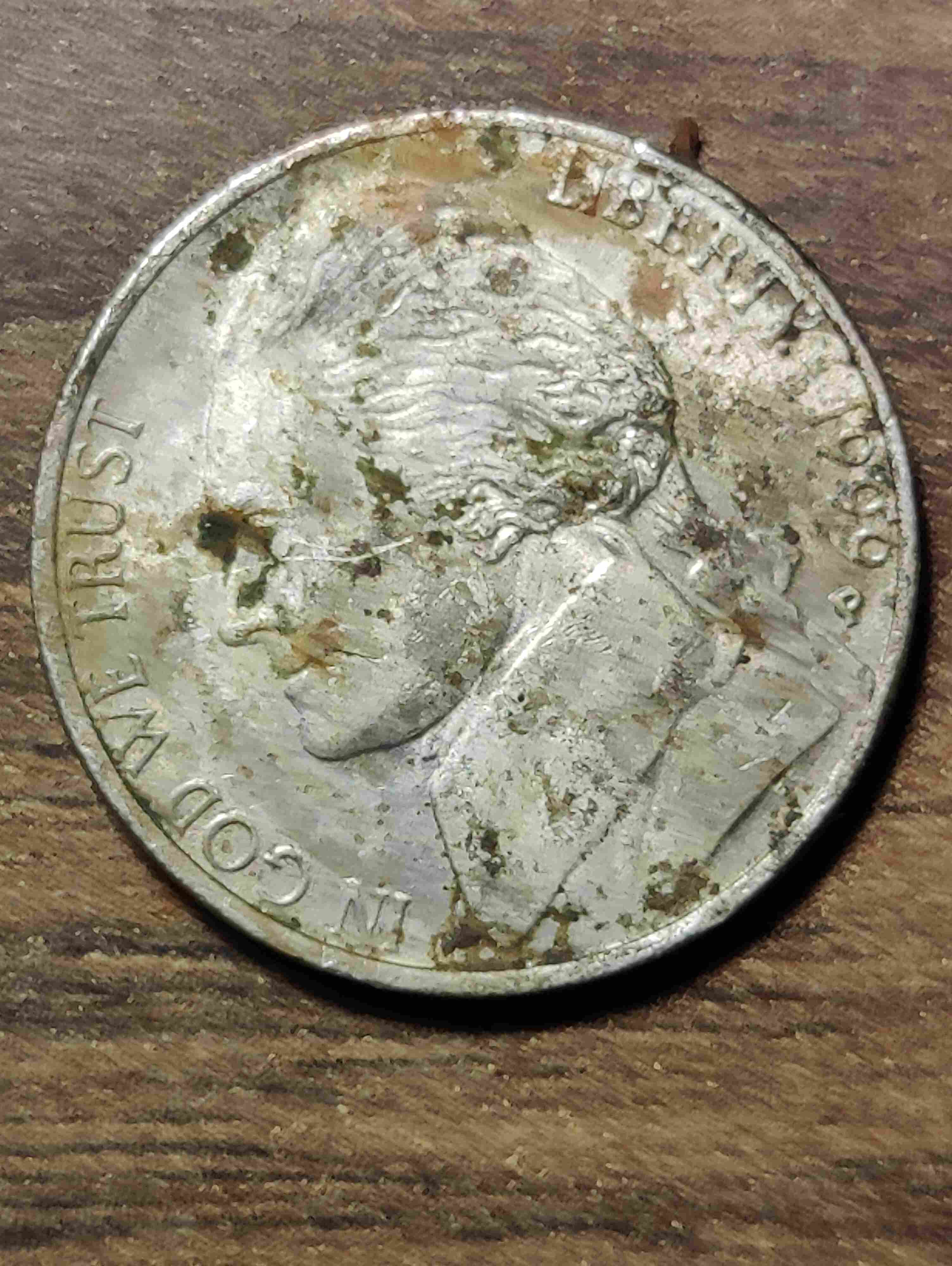 Unsure,-1999-Nickel-Or-69-Fullsteps-Severely-Damaged-Looks-Like-Strikethroughs-And-Stain