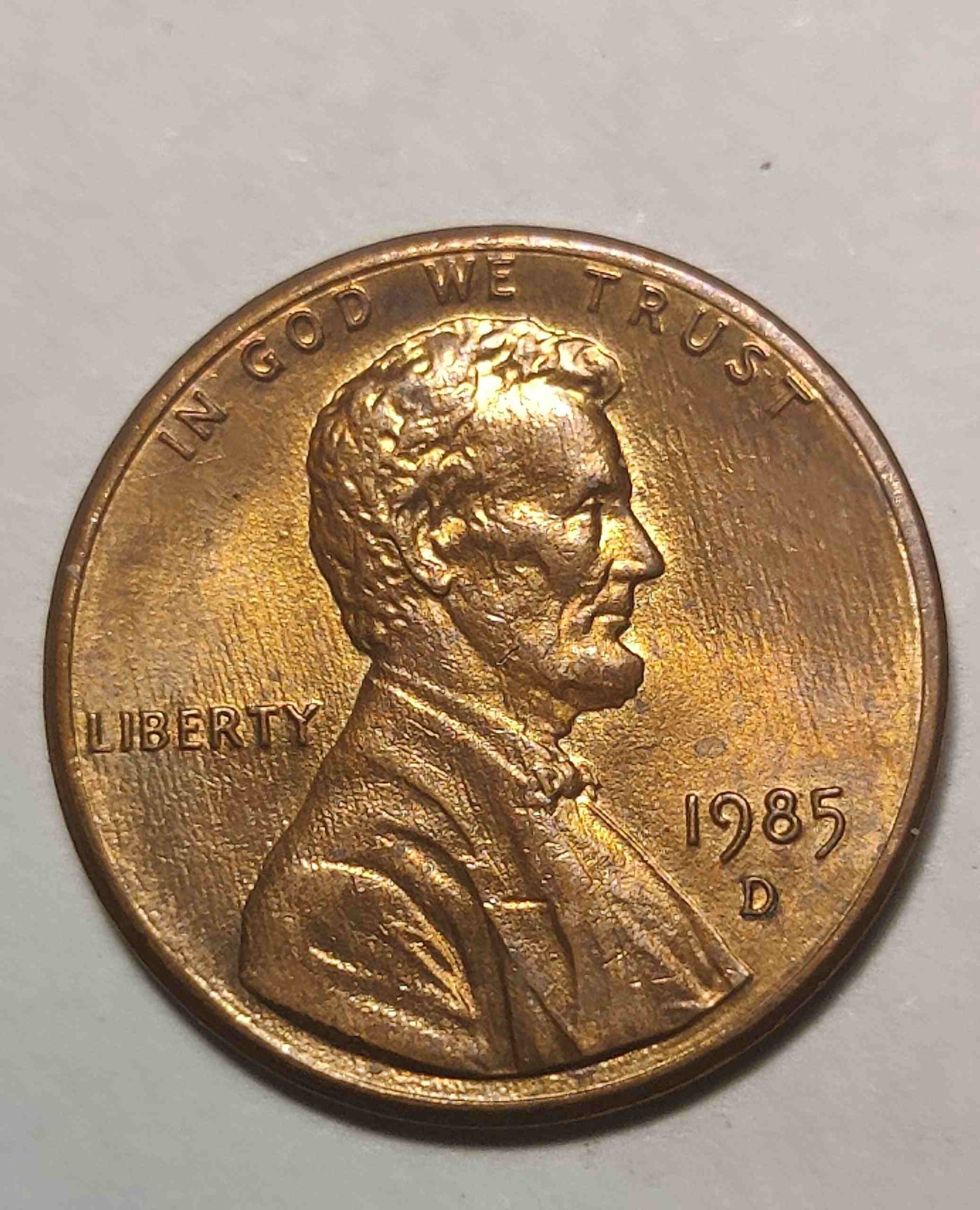 Is-This-A-Solid-1985-Penny-Worth-Keeping/Grading,-Could-This-Be-A-D-Over-D-Mint-Mark/VDB
