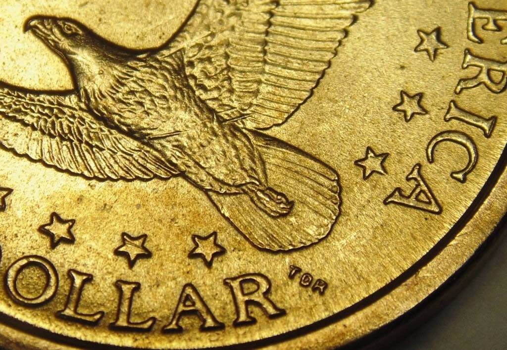 2000-P-Sacagawea-Wounded-Eagle!