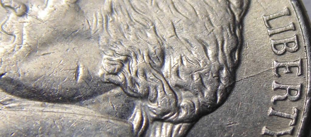 Post-A-Coin-Or-Medal-With-A-Die-Crack!