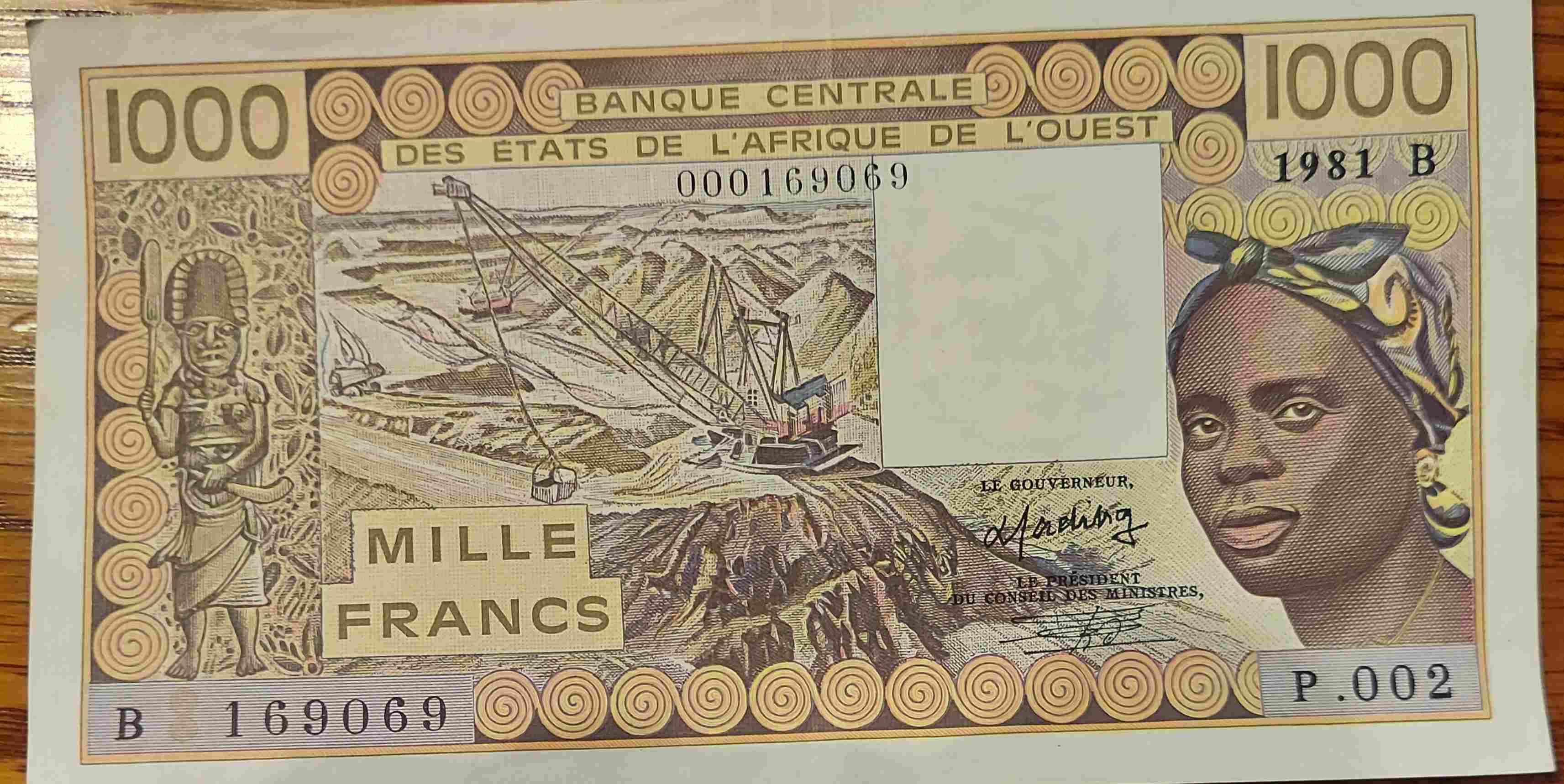 Various-Foreign-Notes