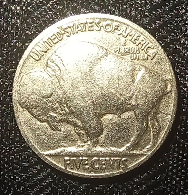 Newbie---1934-Buffalo-Nickel-Possibly-D-Minted-And-A-1935-Buffalo-Nickel-Double-Die?