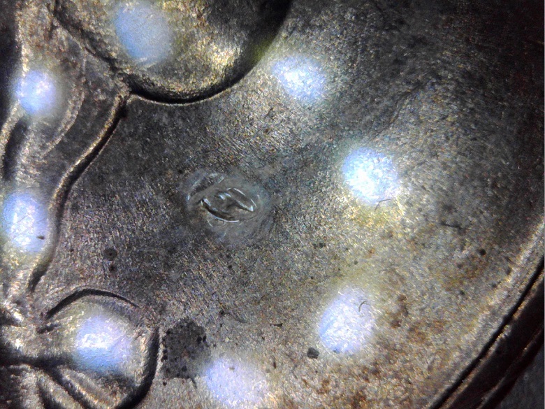 Trying-To-Determine-What-Kind-Of-Mint-Error-This-Is-On-A-1969-Quarter