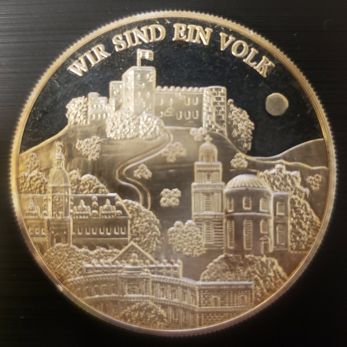 I'm-Having-Some-Issues-Identifying-This-Coin!-Please-Help