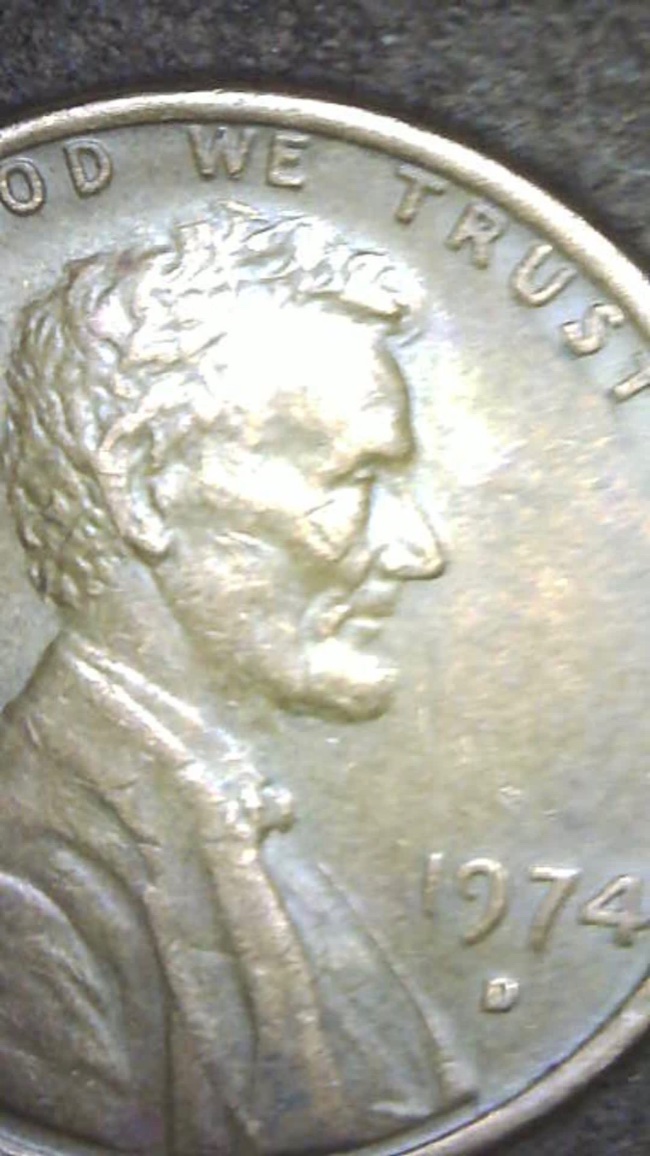 Is-This-A-Doubled-Ear-On-The-Obverse-Of-1974-D-LMC?