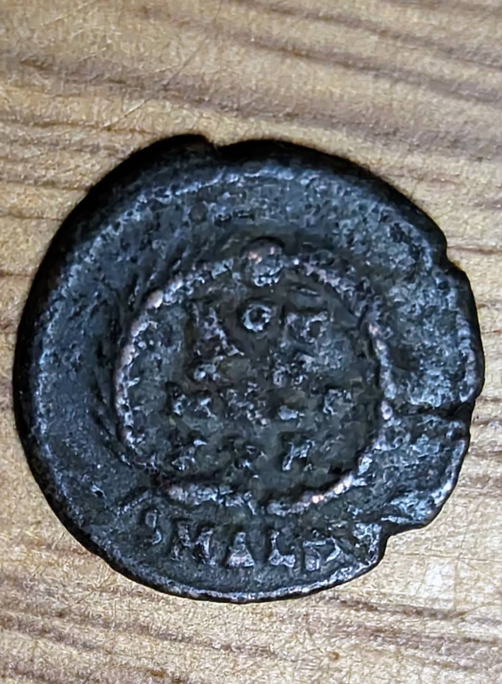 New-To-The-Forum---First-Attempt-At-Identifying-A-Roman-Coin