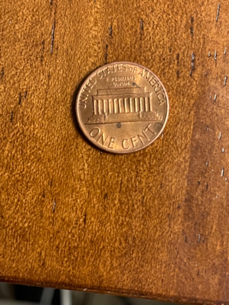 1982-Large-Date-Lincoln-Penny---Is-This-Deterioration,-Wear-Or-Error?-In-God-We-Trust-Up-Against-Rim