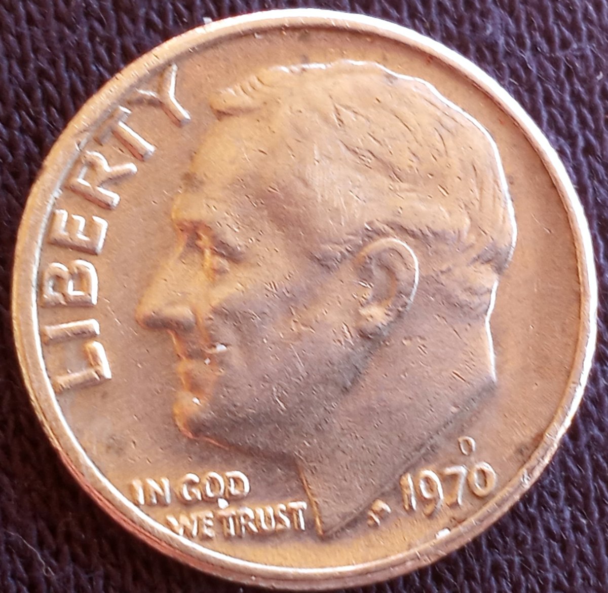 1970-D-Roosevelt-Dime:-Post-Mint-Damage?