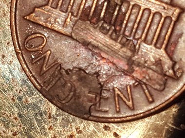 Need-Help-Identifying-Error-On-The-Reverse-Of-My-1977-D-Lincoln-Memor-Penny