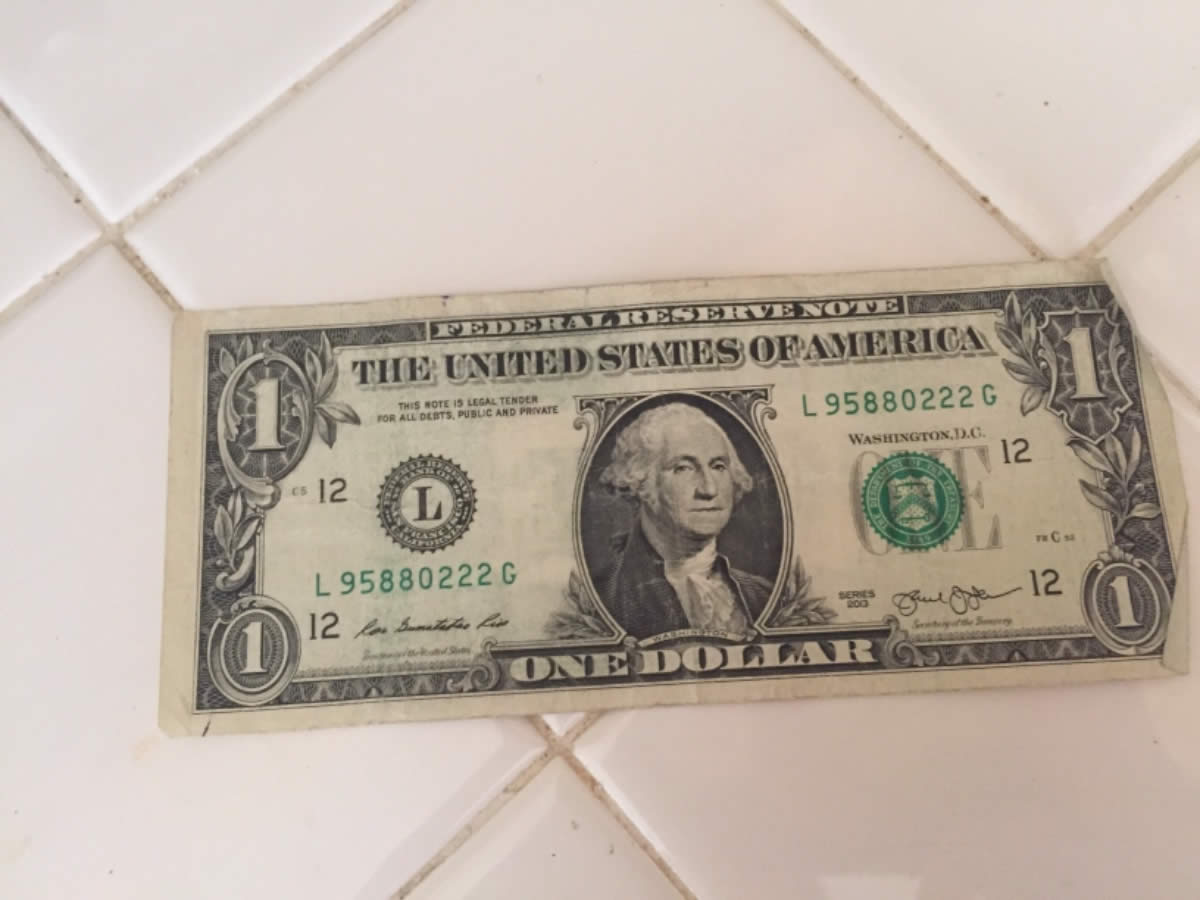 $1-Bill-Very-Light-Offset-Printing-Error?