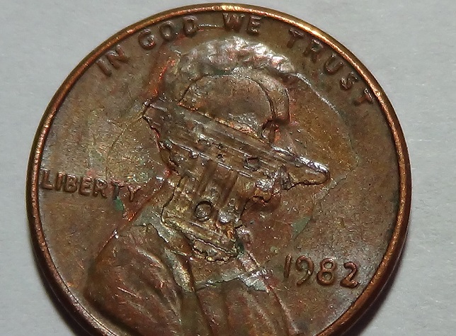 Lincoln--Cent-1982-Large-Date--Lamination-Or-Vice-Job