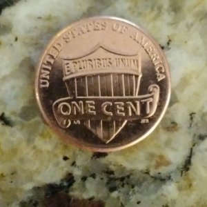 Another-2018-D-Lincoln-Cent..-Do-These-Designer-Initials-Look-Normal-To-You?