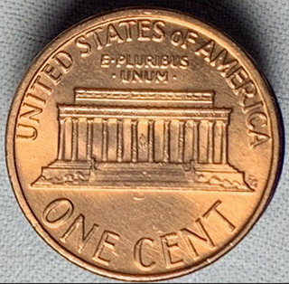 1980-D-Lincoln-Memorial.-Dropped-Dried-Grease-Or?