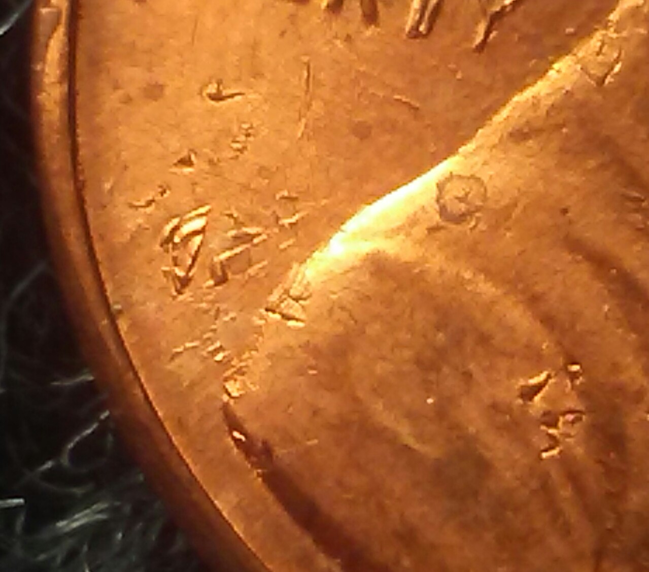 1983-P-Lincoln-Cent-With-Obverse-Reverse-Clash-And-Extra-Metal