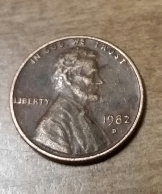 Small-Date-Or-Large-Date-On-1982-D-LMC?-Help
