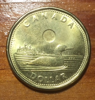 Anyone-Seen-2016-Regular-Loonies-In-Circulation-Yet