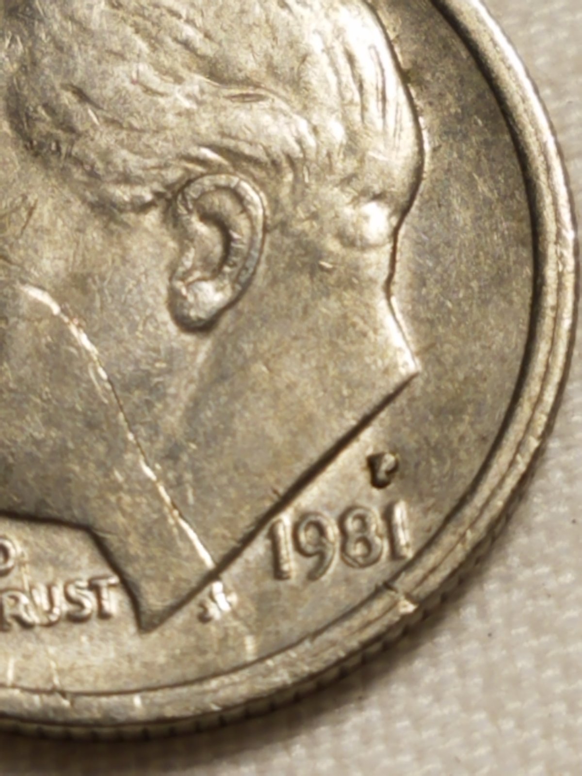 1981-P-Dime-Die-Cracks-Or-Knife-Fight?