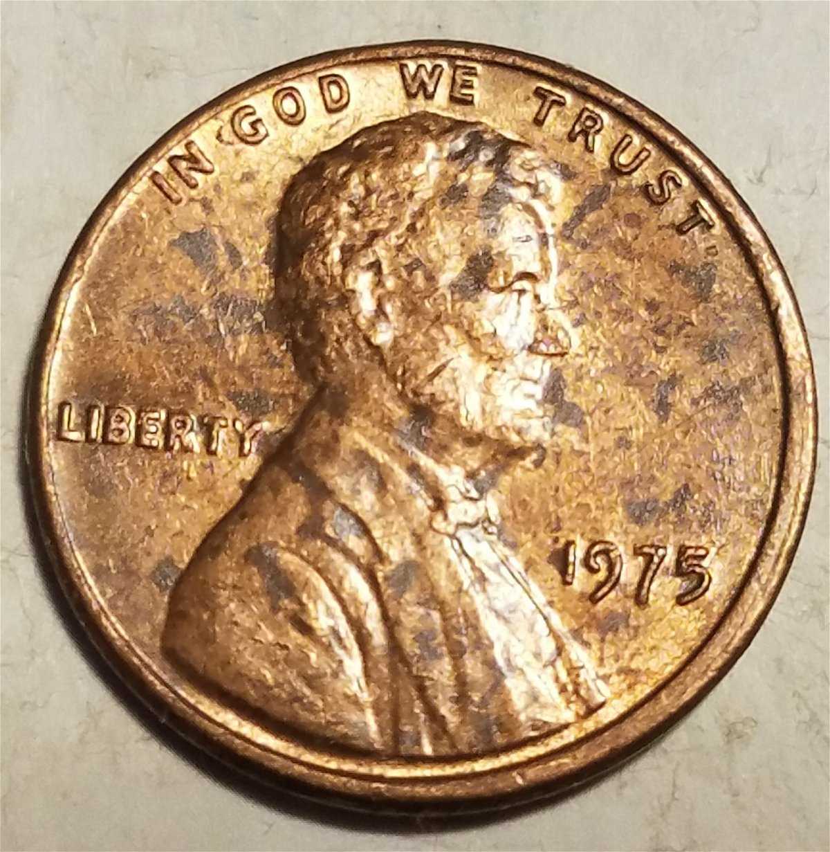 1975-Lincoln-Penny-Off-Center-Strike