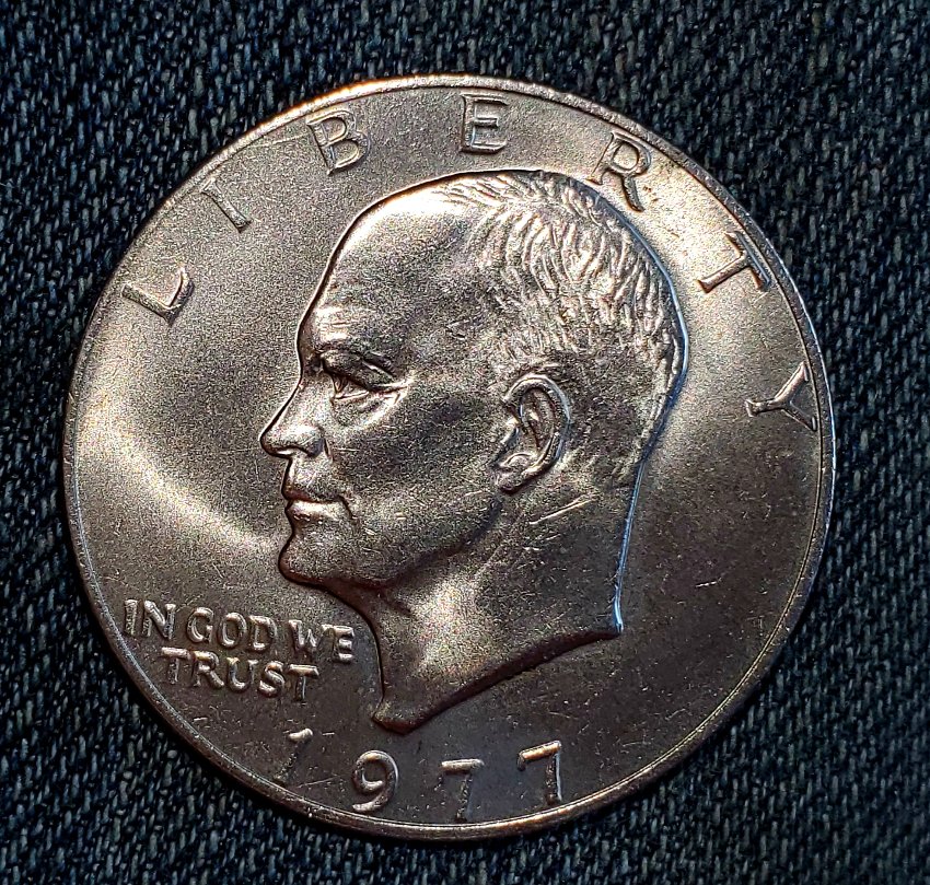 1977-Eisenhower-Dollar-Indents-On-Reverse?