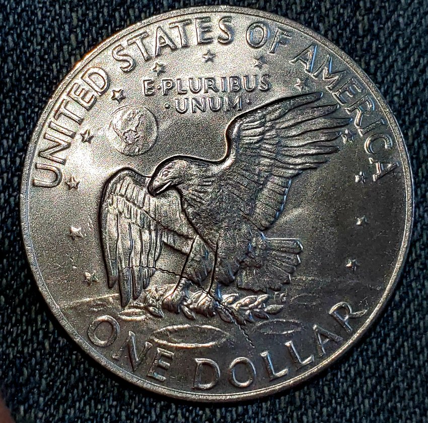 1977-Eisenhower-Dollar-Indents-On-Reverse?