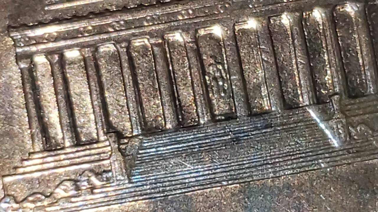 3-1995-D-Pennies-Is-One-Of-These--The-Double-Die