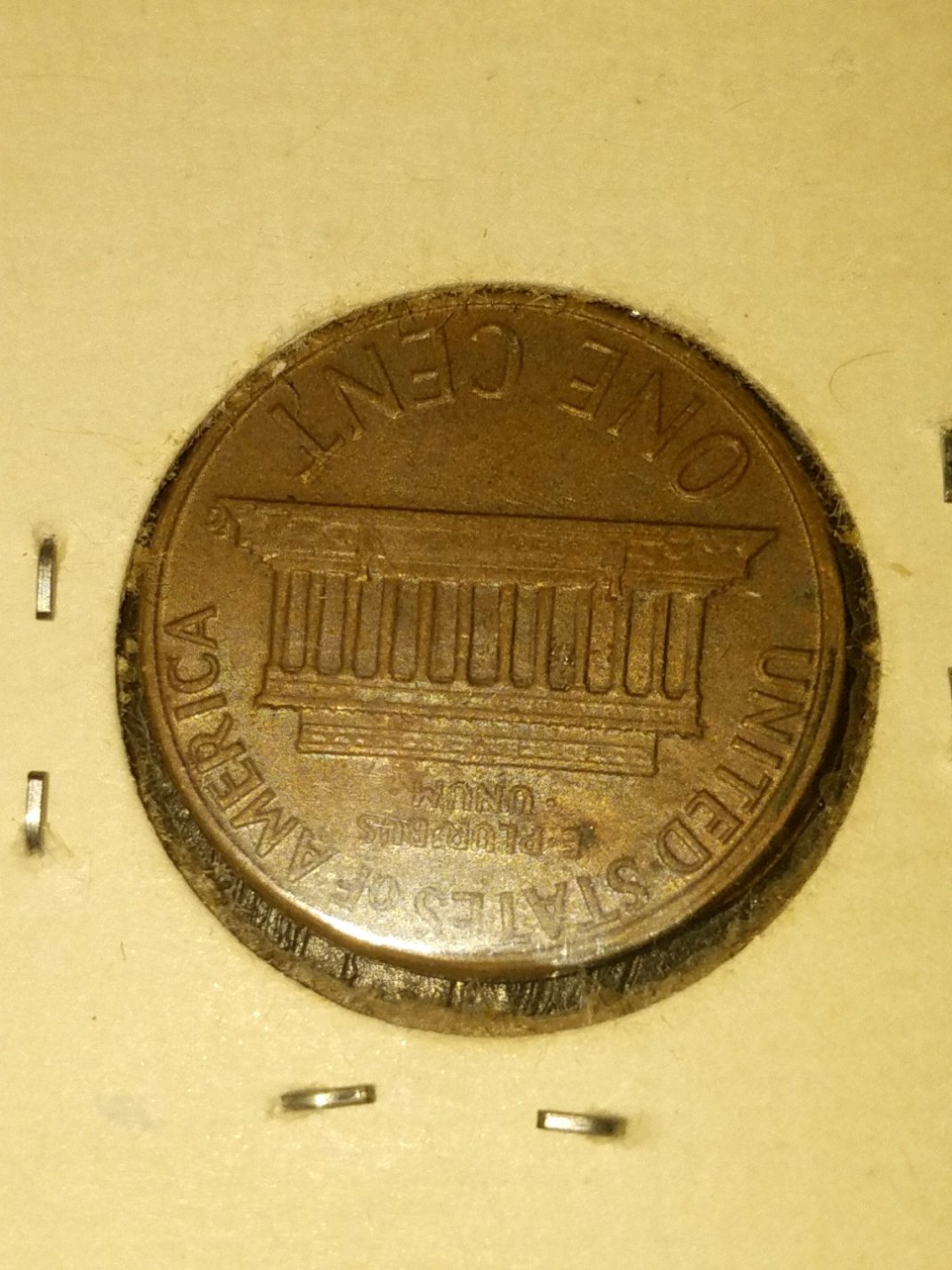 1975-Penny-Error?-And-1976-Penny-Strange-Color-And-Weight
