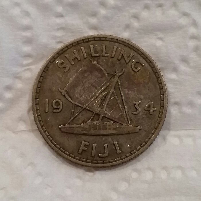 1934-Fiji-Shilling--Grading-Please.