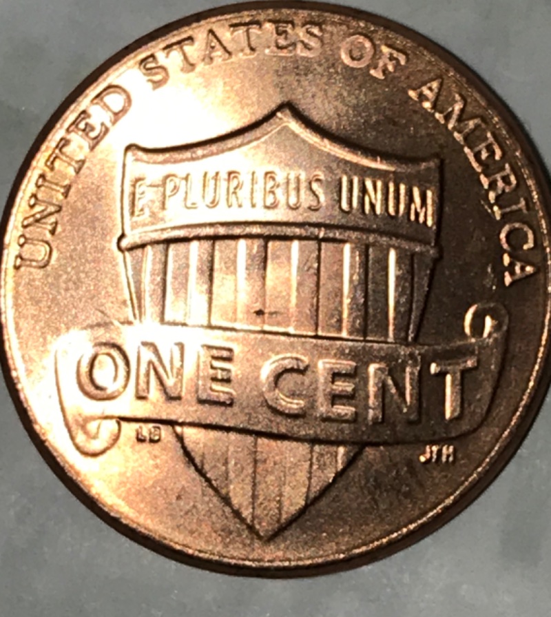 2021-Penny-Better-Pics-But-I-Did-Find-This-One-Finger-Feeder-Or-Die?don't-Believe-Roller