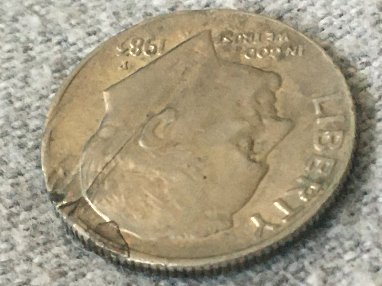 1983-P-Dime---Error-Blank-Before-Strike?