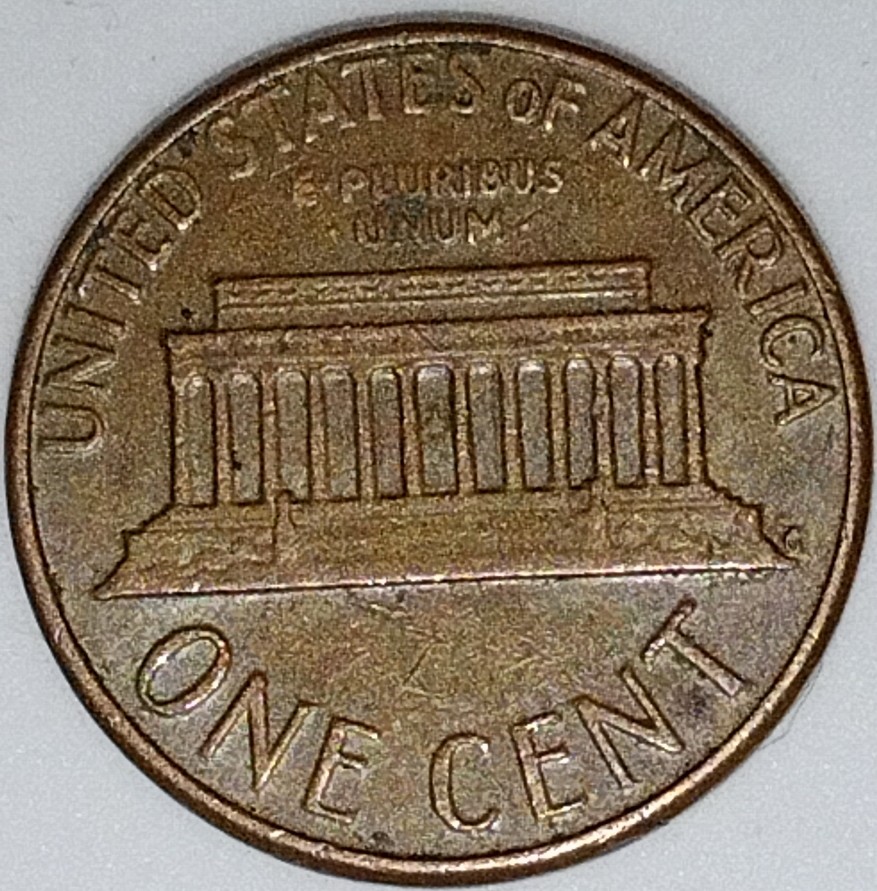 Can-Someone-Please-Tell-Me-What-Happened-To-This-Lincoln-Penny-1977-D