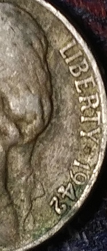 1942-Jefferson-Nickel-/-Damage?