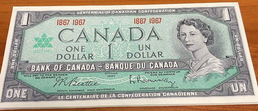 Value-Of-These-Canada-$1/$2-Bills