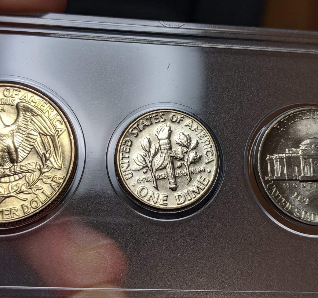 1977-D-Mint-Set-Grading