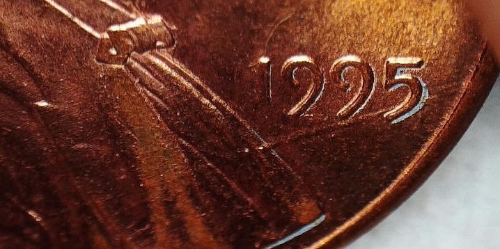 1995-Lincoln-Cent----Die-Scratch?